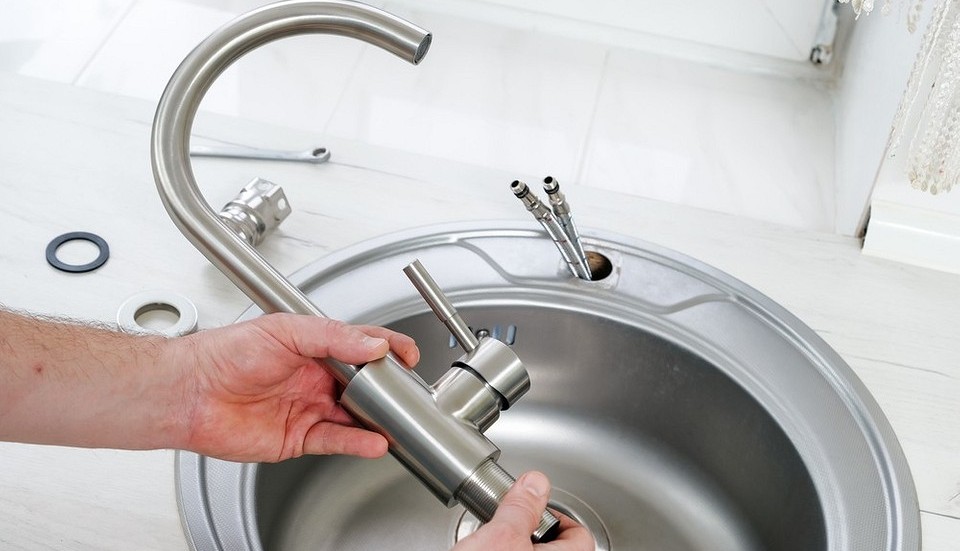 установка смесителя