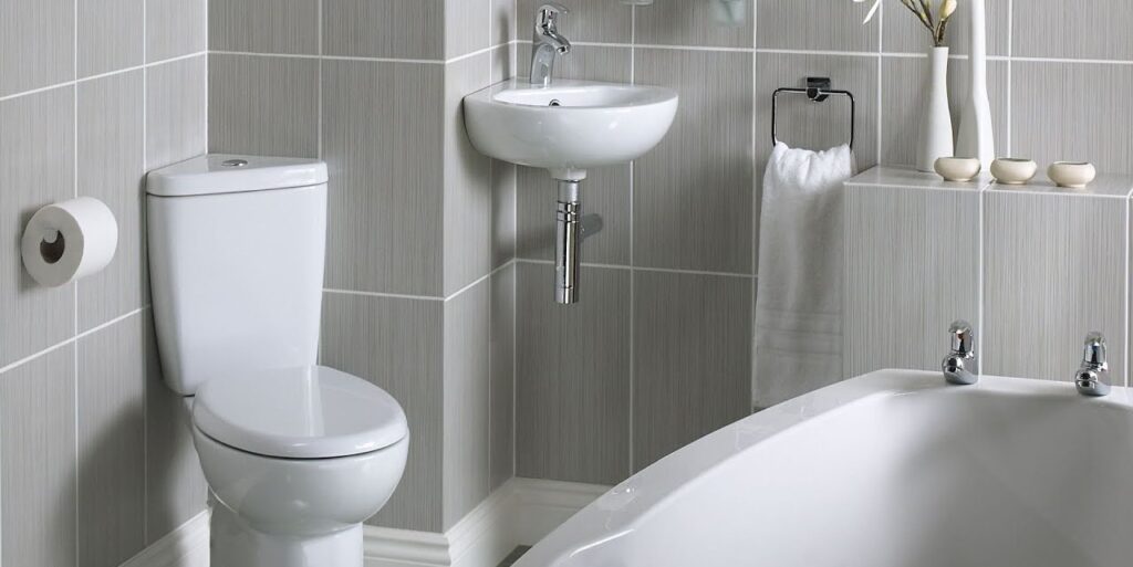 Современная маленькая ванная