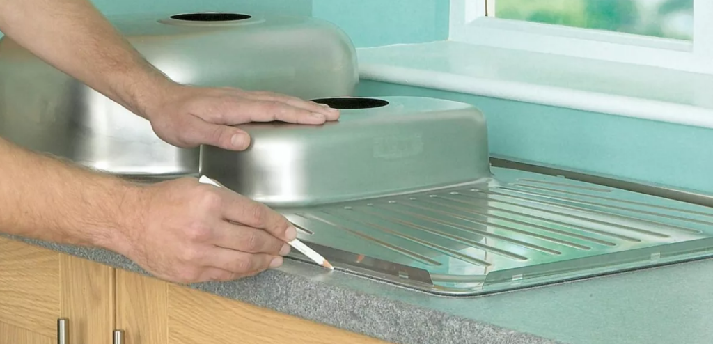 как установить кухонную мойку