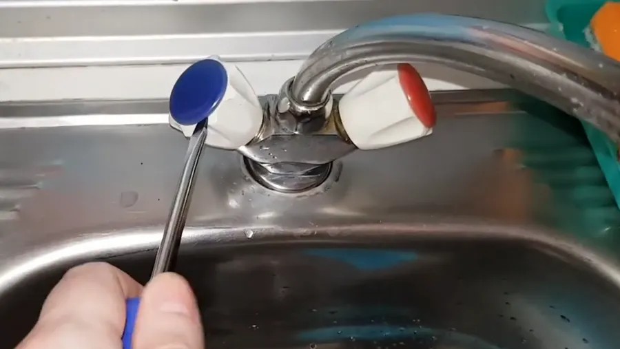 как поменять прокладку в кране смесителя