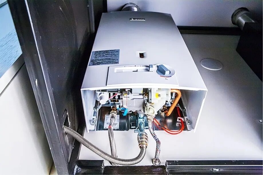 газовая колонка на кухне